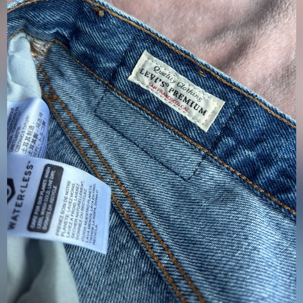 Levi’s 501s - Picture 3 of 8